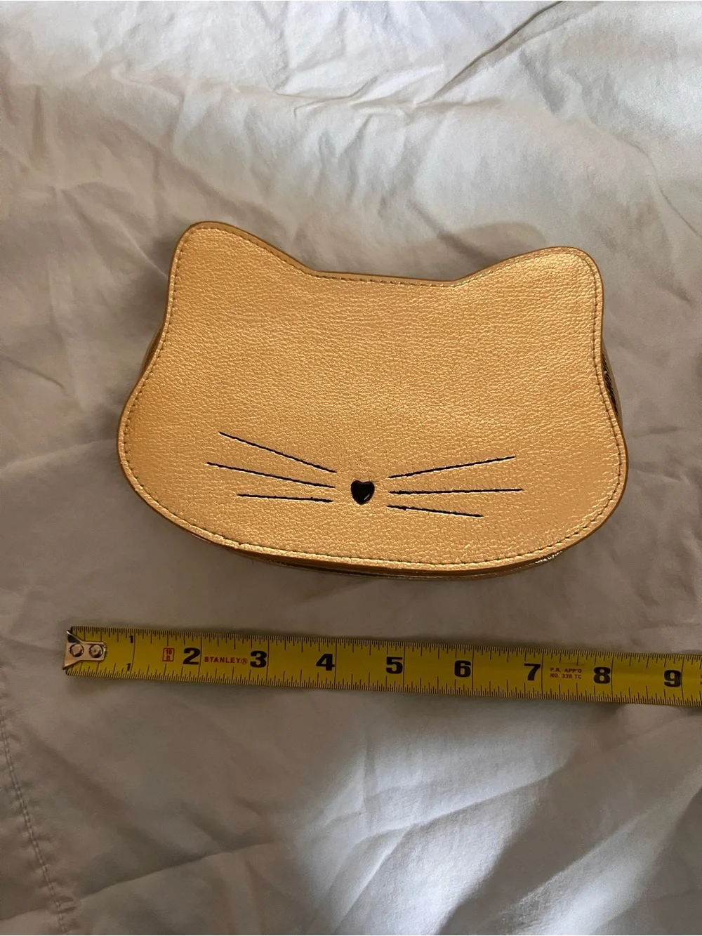 ✨tarte✨ Cat-Shaped Faux Leather Pouch in Tan
